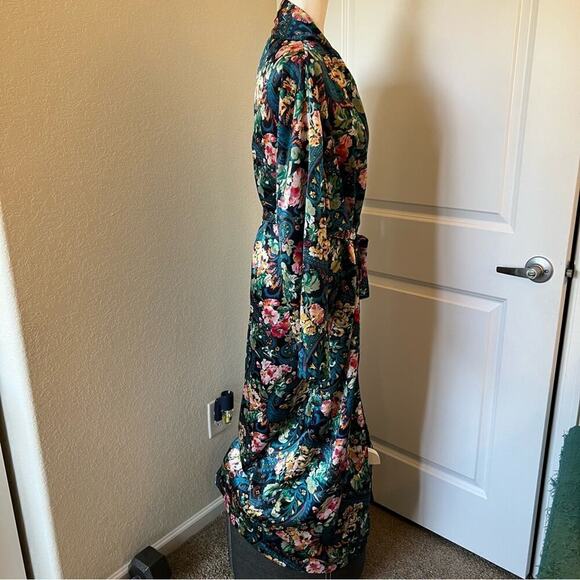 Victoria's Secret Gold Label Vintage Floral Paisley Long Satin Robe M/L - Picture 5 of 8